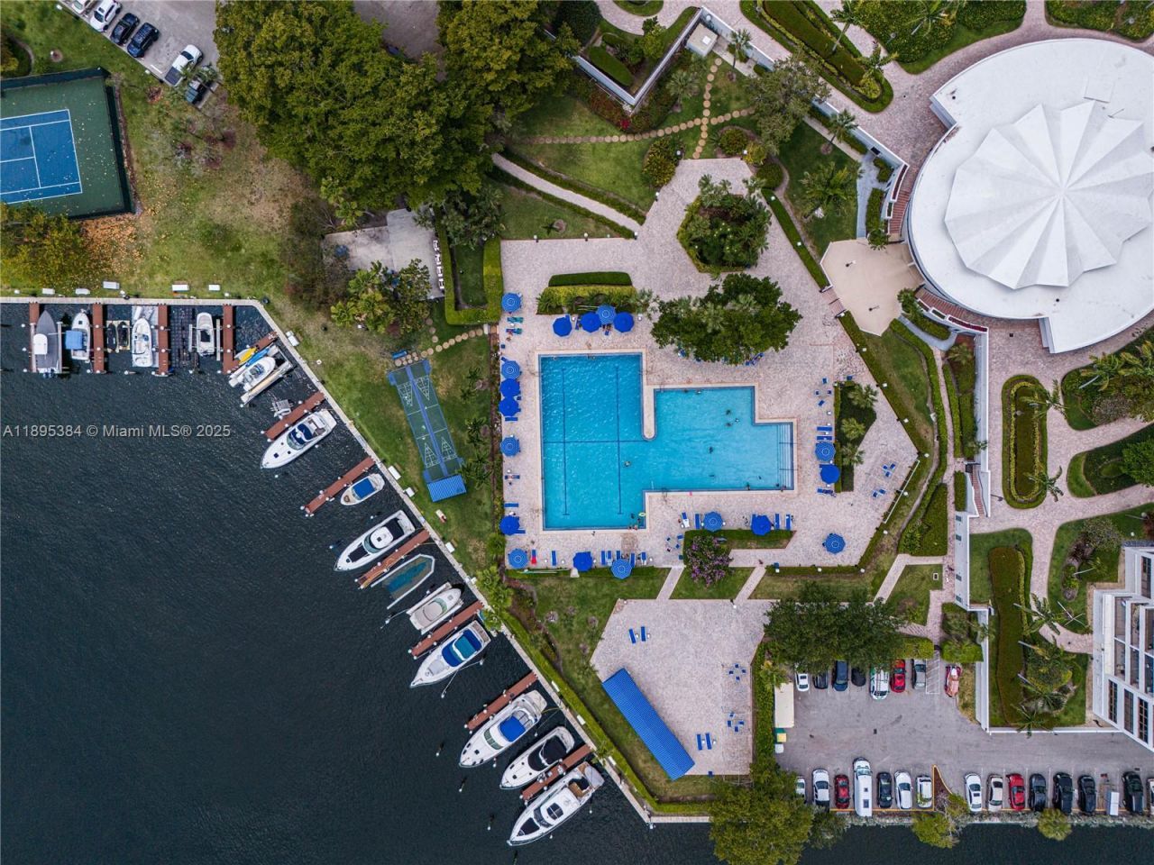 600 Three Islands Blvd, Unit 214, Hallandale Beach, FL 33009 Photo