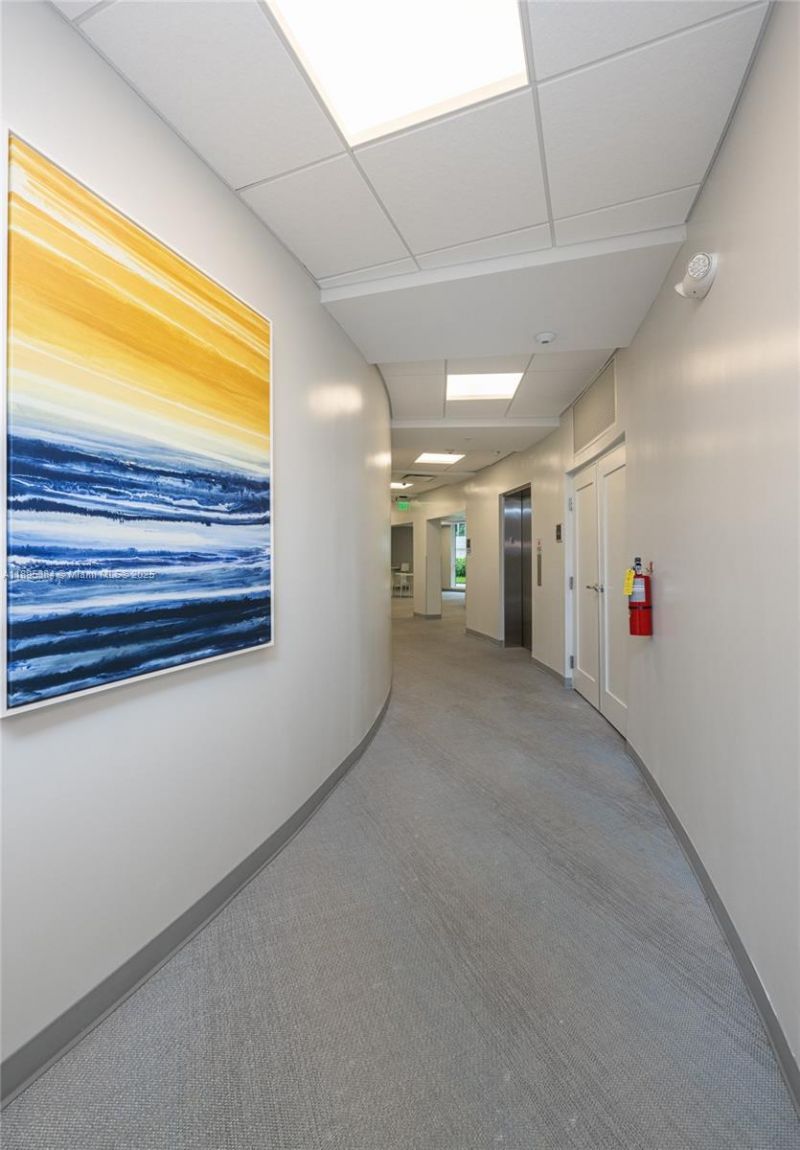 600 Three Islands Blvd, Unit 214, Hallandale Beach, FL 33009 Photo