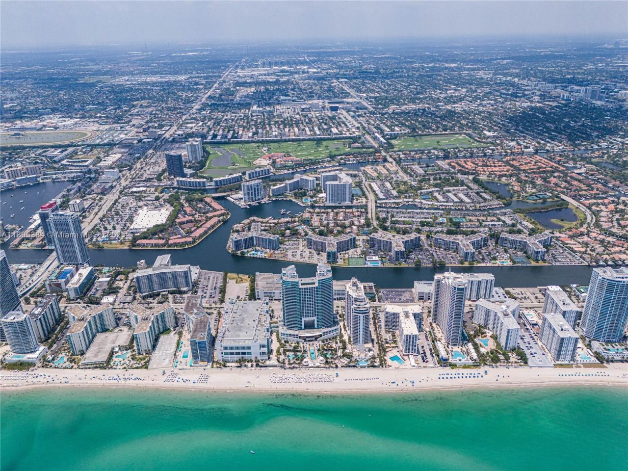 600 Three Islands Blvd, Unit 214, Hallandale Beach, FL 33009 Photo