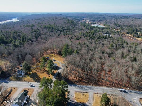 1095 State Route 17b , Mongaup Valley, NY 12762