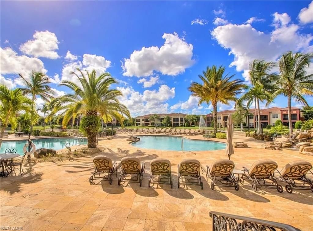 8524 Via Lungomare Cir, Estero, FL 33928 Photo