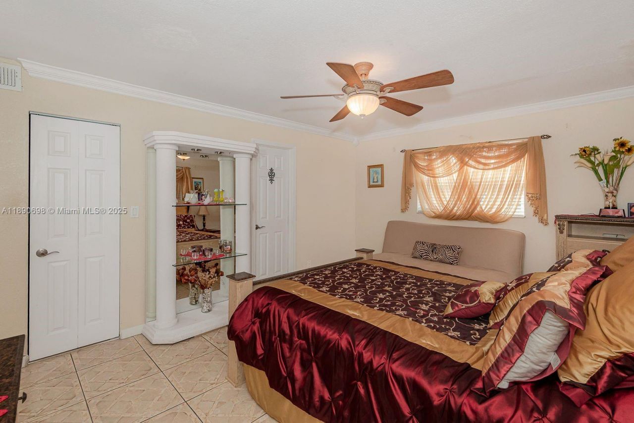 3990 NW 42nd Ave, Unit 302, Lauderdale Lakes, FL 33319 Photo
