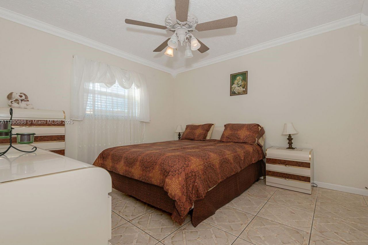 3990 NW 42nd Ave, Unit 302, Lauderdale Lakes, FL 33319 Photo