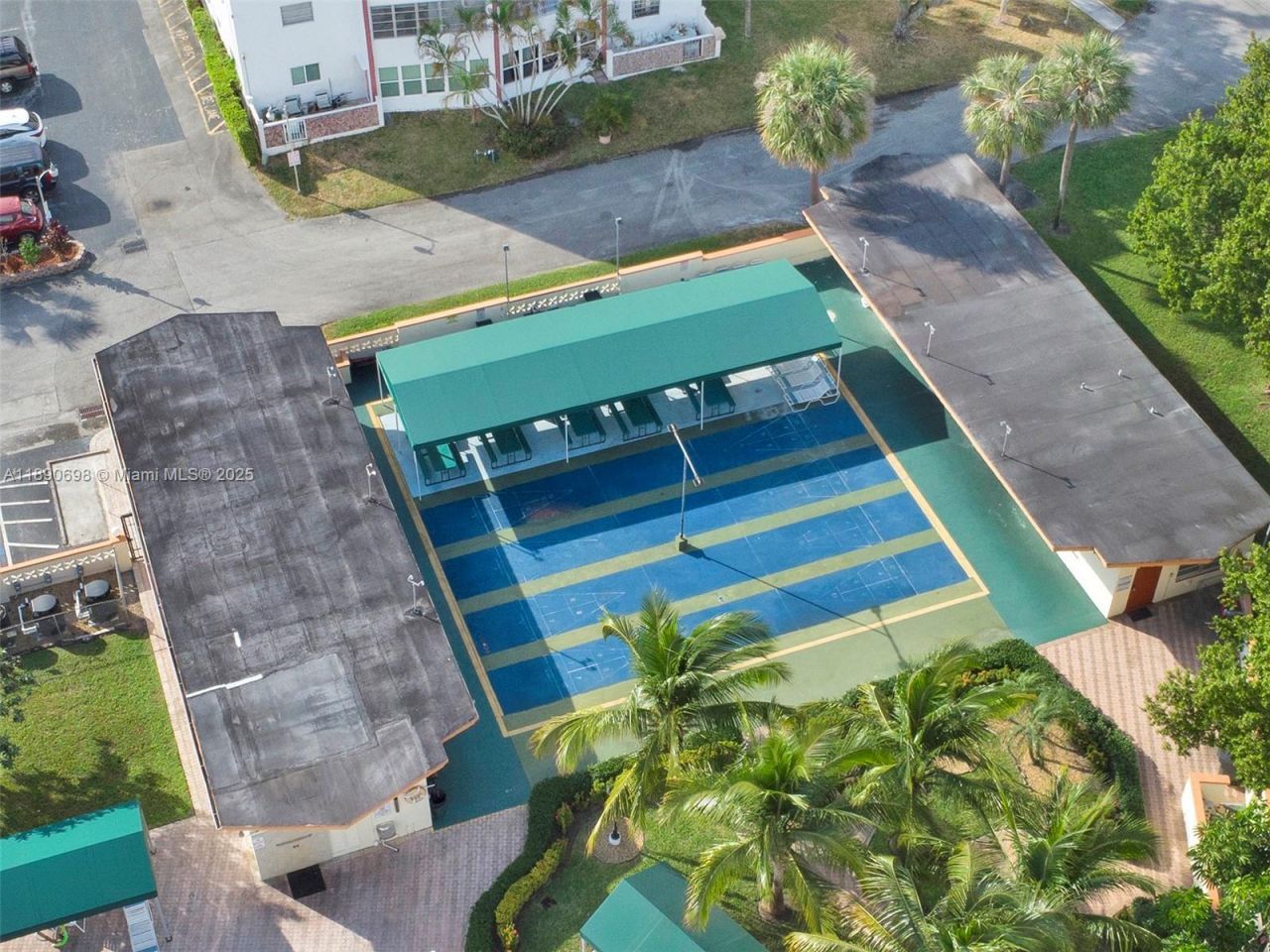 3990 NW 42nd Ave, Unit 302, Lauderdale Lakes, FL 33319 Photo