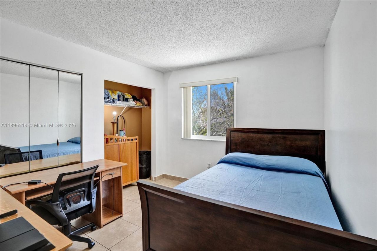 13780 SW 160th Ter, Miami, FL 33177 Photo