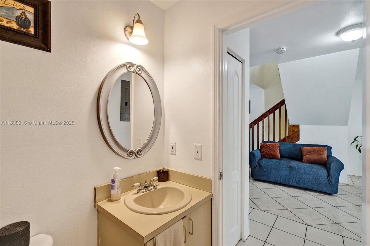 13780 SW 160th Ter, Miami, FL 33177 Photo