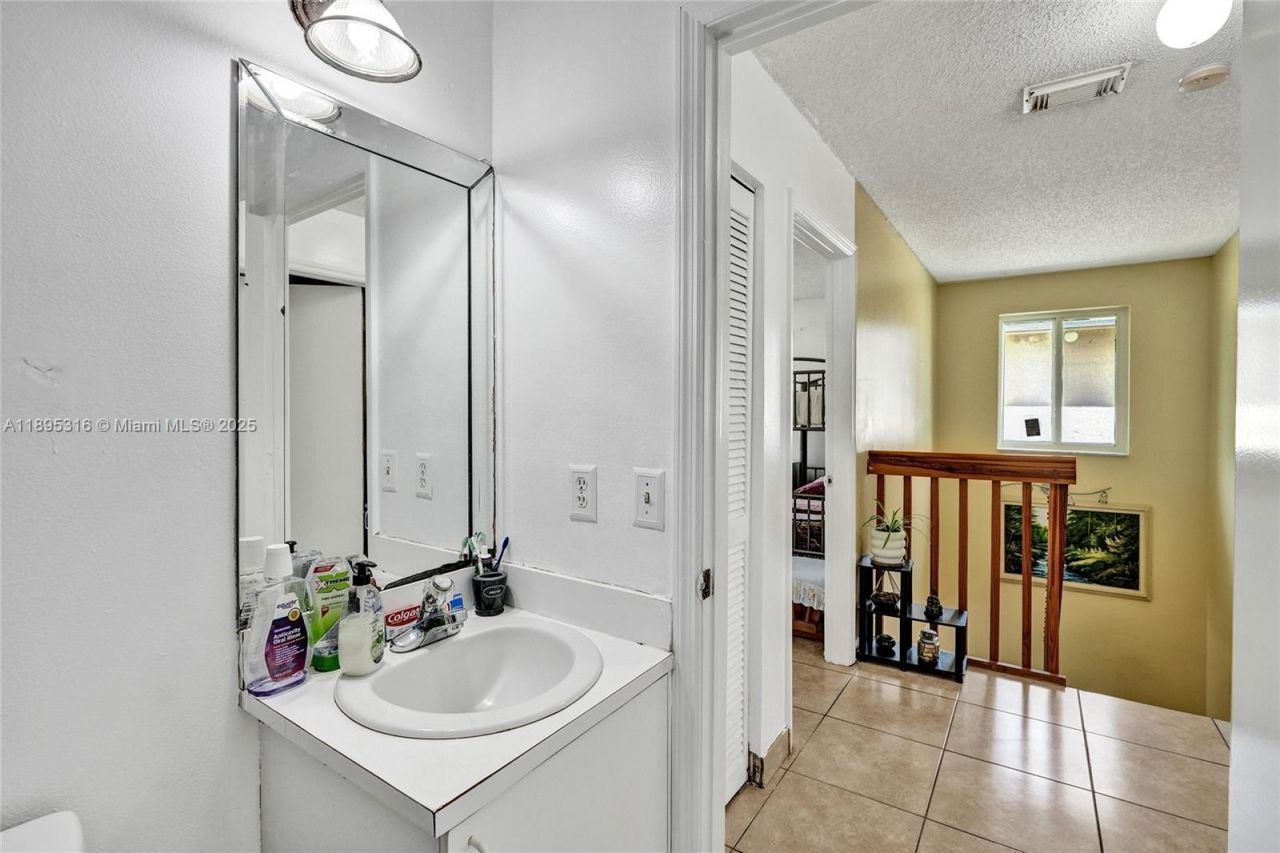 13780 SW 160th Ter, Miami, FL 33177 Photo