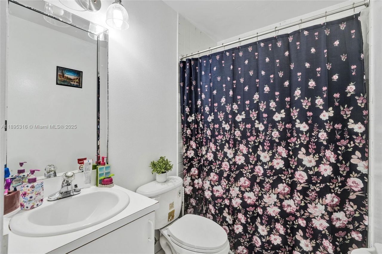 13780 SW 160th Ter, Miami, FL 33177 Photo