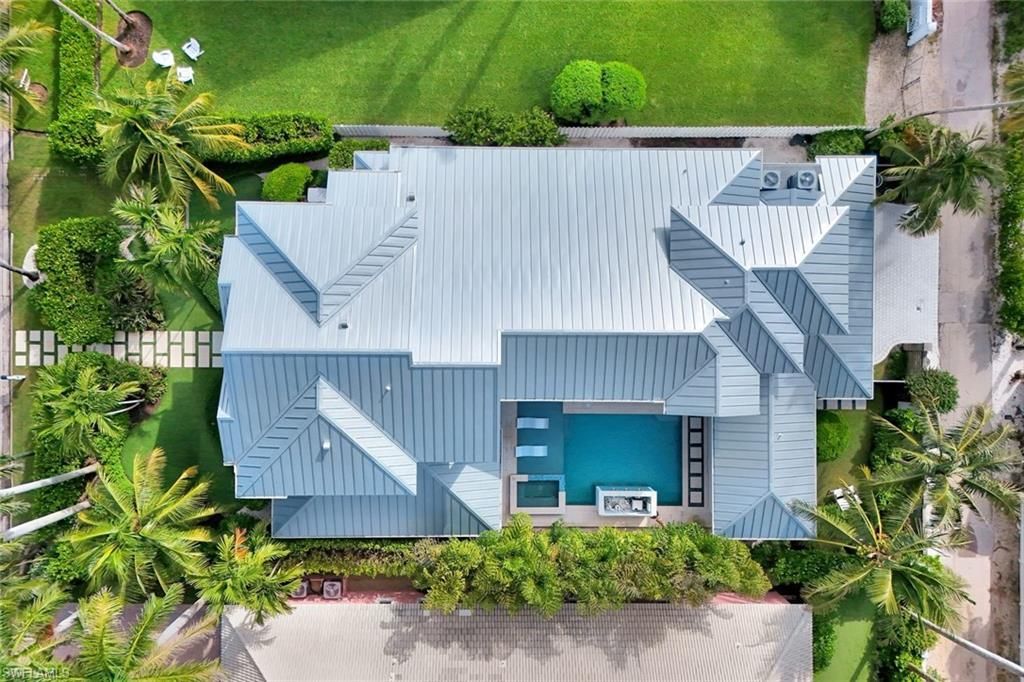 160 Broad Ave S, Naples, FL 34102 Photo
