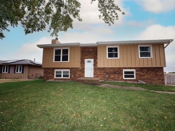 1102 31st Street, Perry, IA 50220