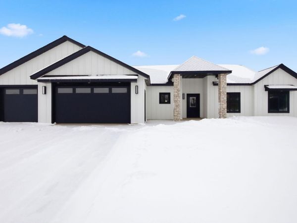 1021 24th Street N, Sartell, MN 56377