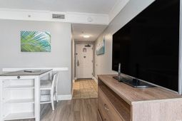 2600 N Ocean Blvd. photo 4