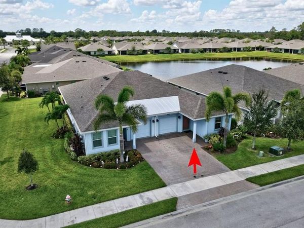 6105 Red Maple Mnr, Vero Beach, FL 32966