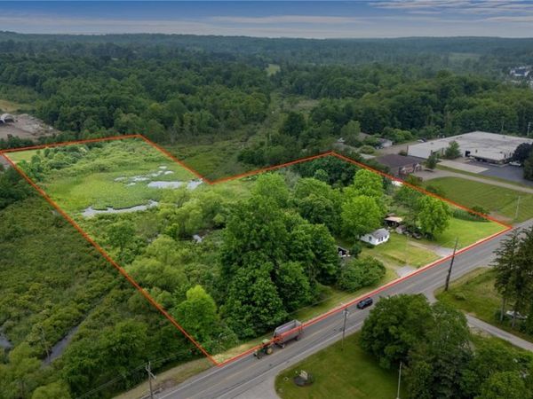 17094 Munn Road, Chagrin Falls, OH 44023