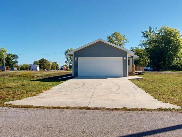 205 NE 4th Street, Ogden, IA 50212