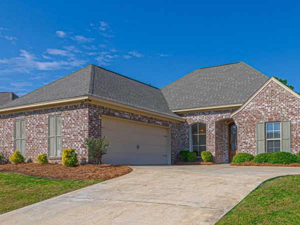 214 Buttonwood Lane, Canton, MS 39046