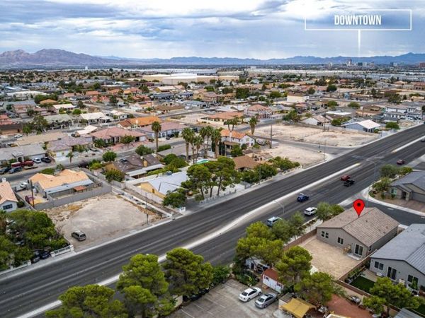 2906 Carothers Court, North Las Vegas, NV 89032