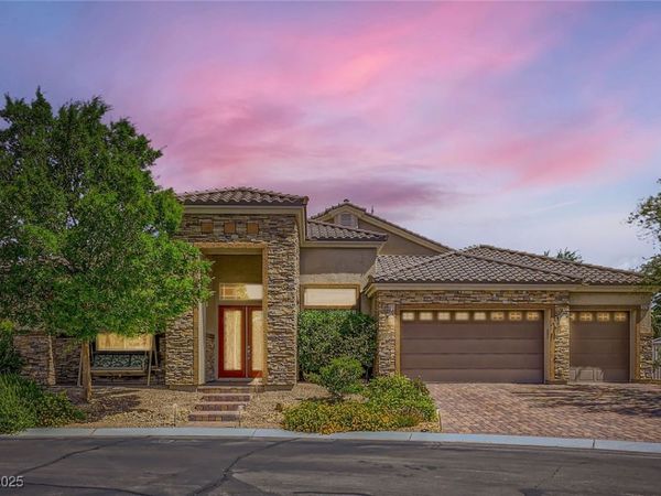 7418 Lawrence Powers Court, Las Vegas, NV 89129