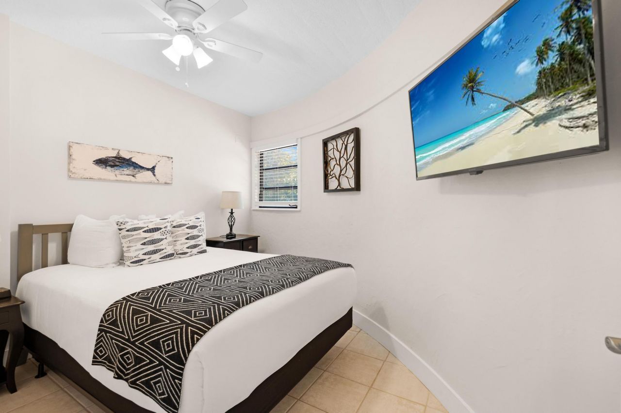 190 & 192 Harborview Drive, Tavernier, FL 33070 Photo