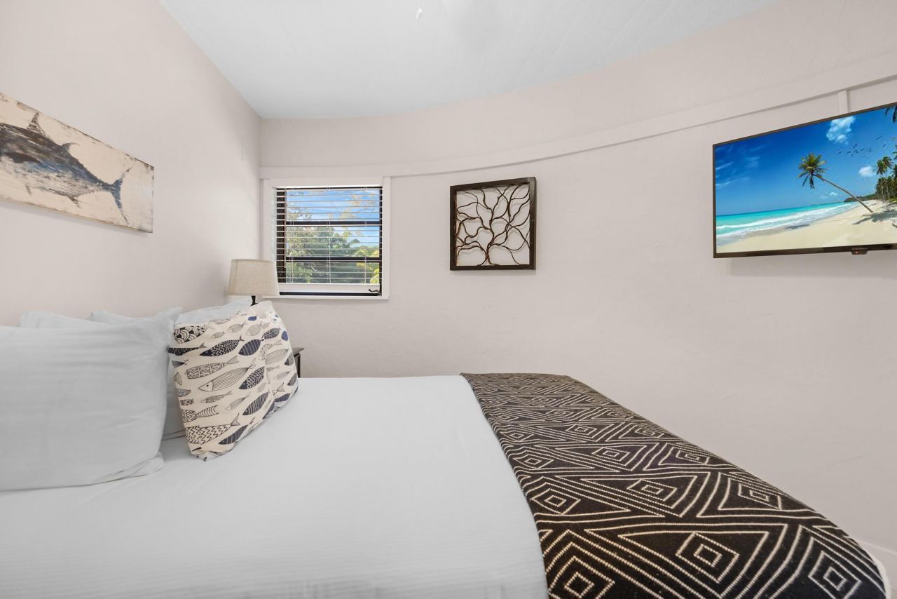 190 & 192 Harborview Drive, Tavernier, FL 33070 Photo