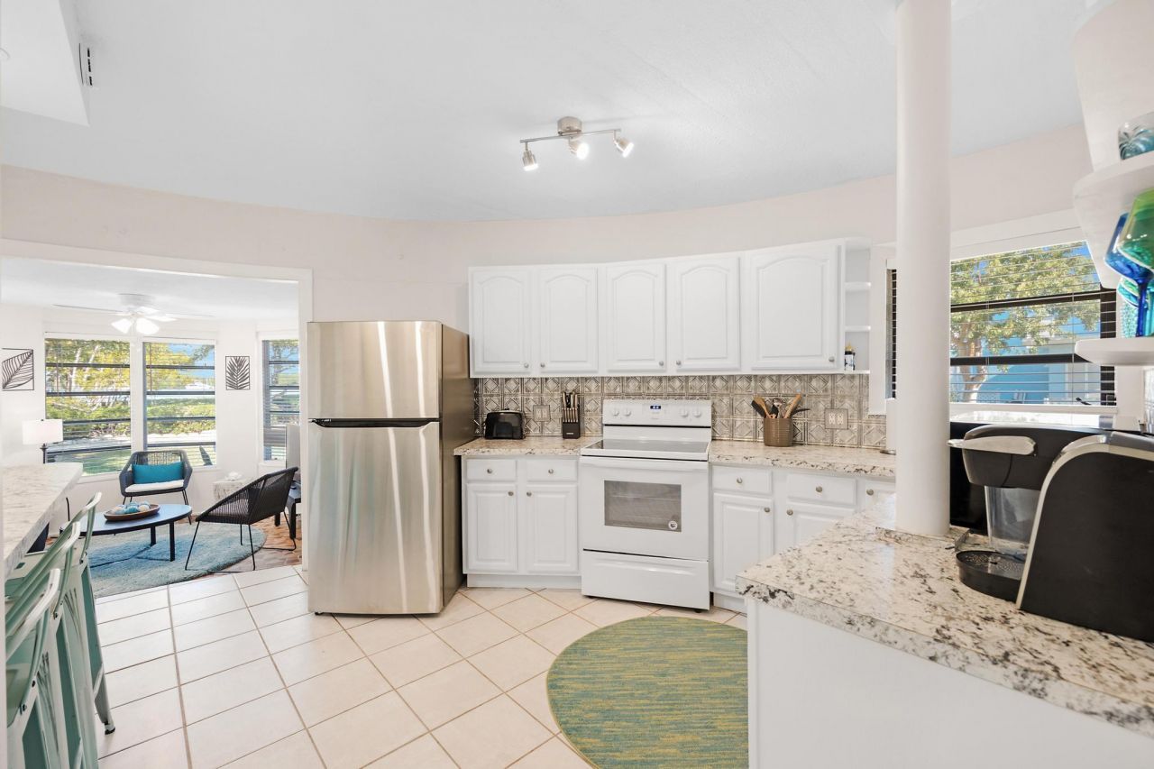 190 & 192 Harborview Drive, Tavernier, FL 33070 Photo