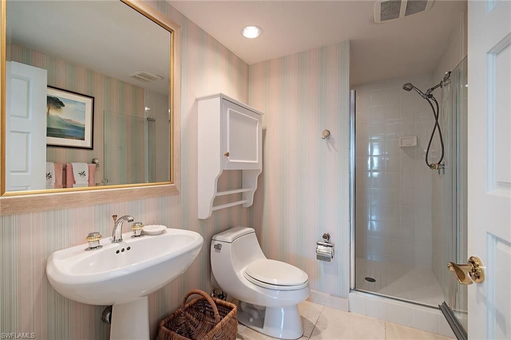 3971 Gulf Shore Blvd N, Unit 505, Naples, FL 34103 Photo