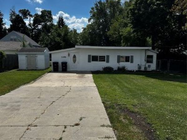 1355 3rd Avenue, Marion, IA 52302