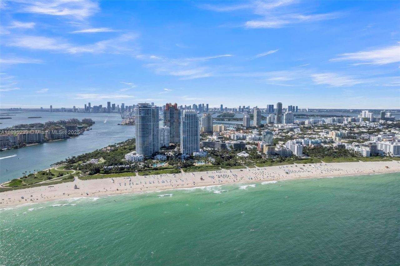 50 S Pointe Dr, Unit 705, Miami Beach, FL 33139 Photo