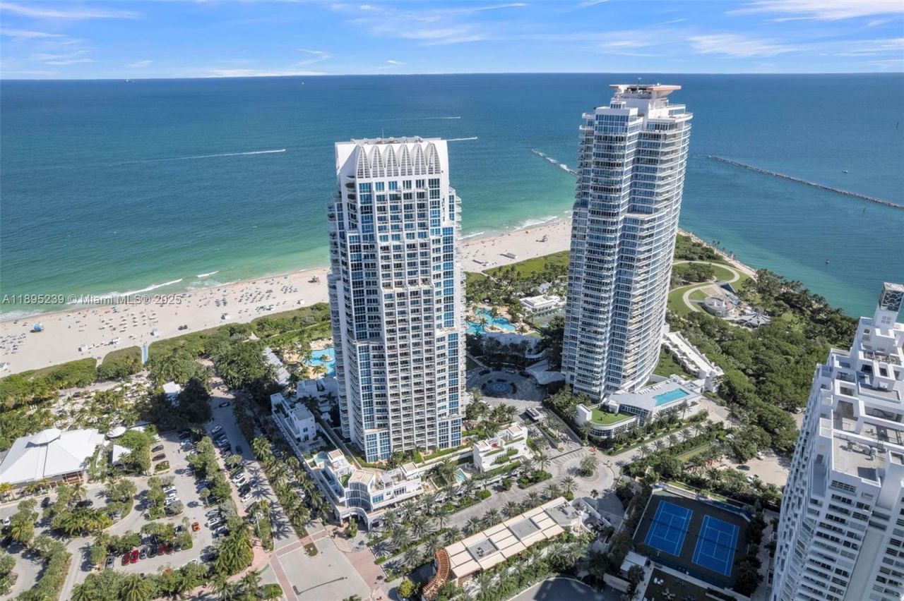 50 S Pointe Dr, Unit 705, Miami Beach, FL 33139 Photo