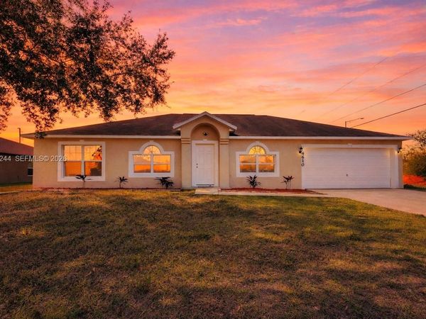 4610 SW Cacao St, Port St. Lucie, FL 34953