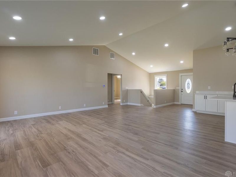 787 Baltic Drive, Eaton, OH 45320 Photo 11