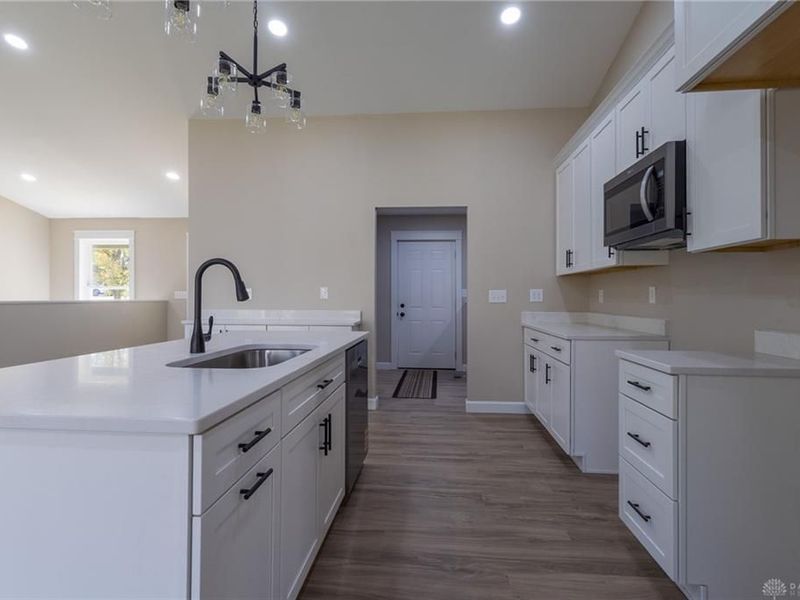 787 Baltic Drive, Eaton, OH 45320 Photo 9