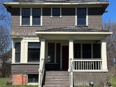 190 W Buena Vista Street, Highland Park, MI 48203