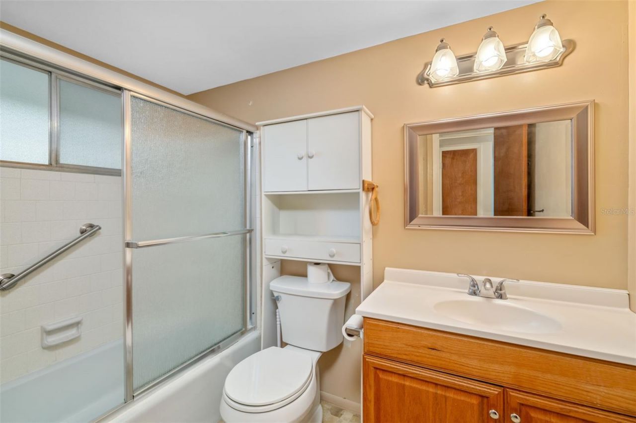 2053 Canal Drive, Unit L-3, Bradenton, FL 34207 Photo