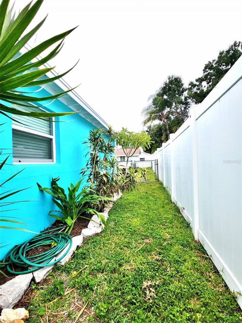 322 34th Street W, Bradenton, FL 34205 Photo