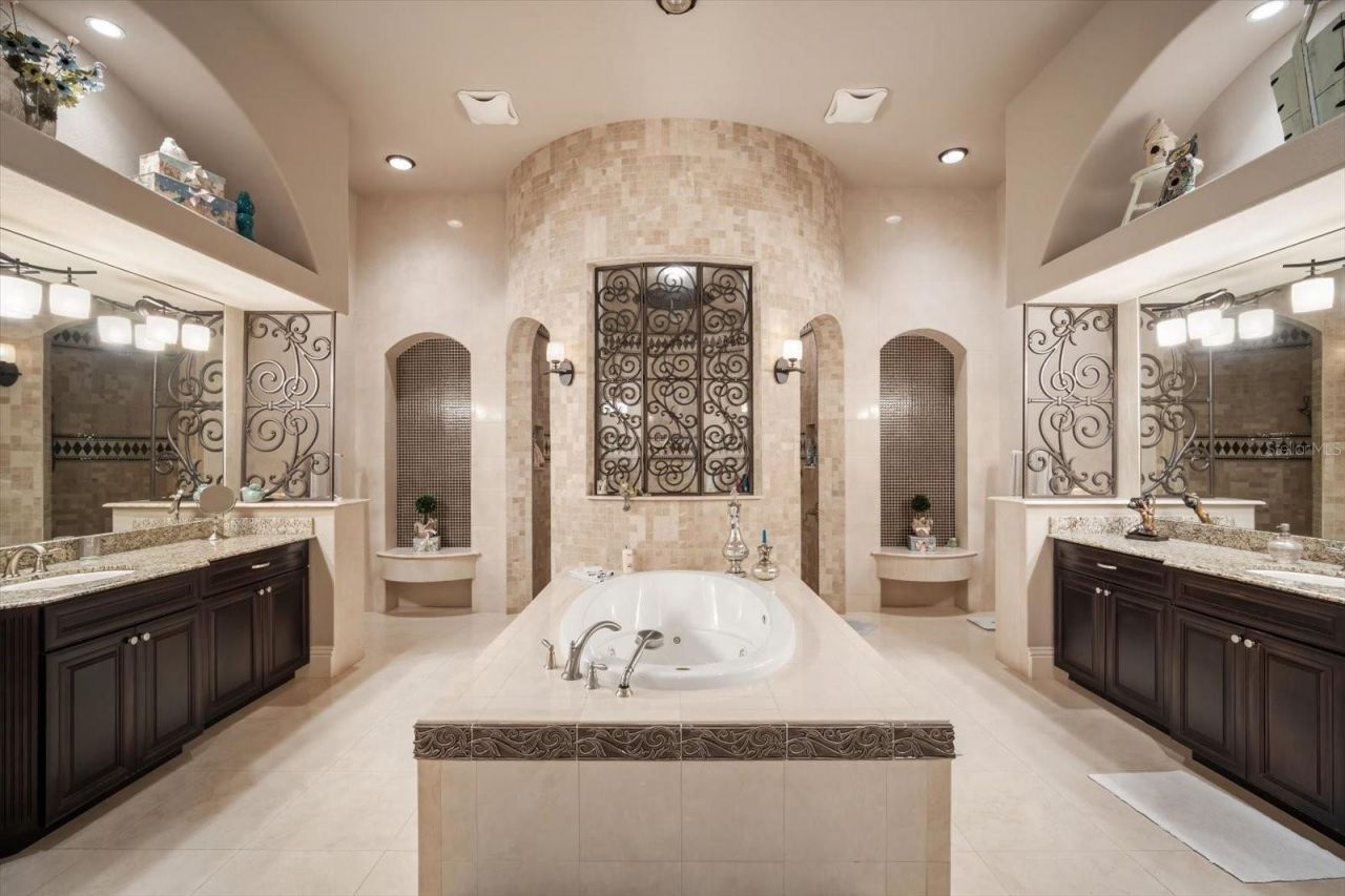 16220 Ternglade Drive, Lithia, FL 33547 Photo