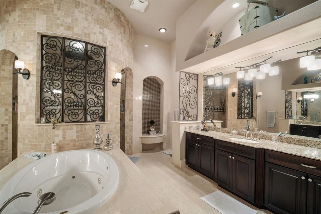 16220 Ternglade Drive, Lithia, FL 33547 Photo