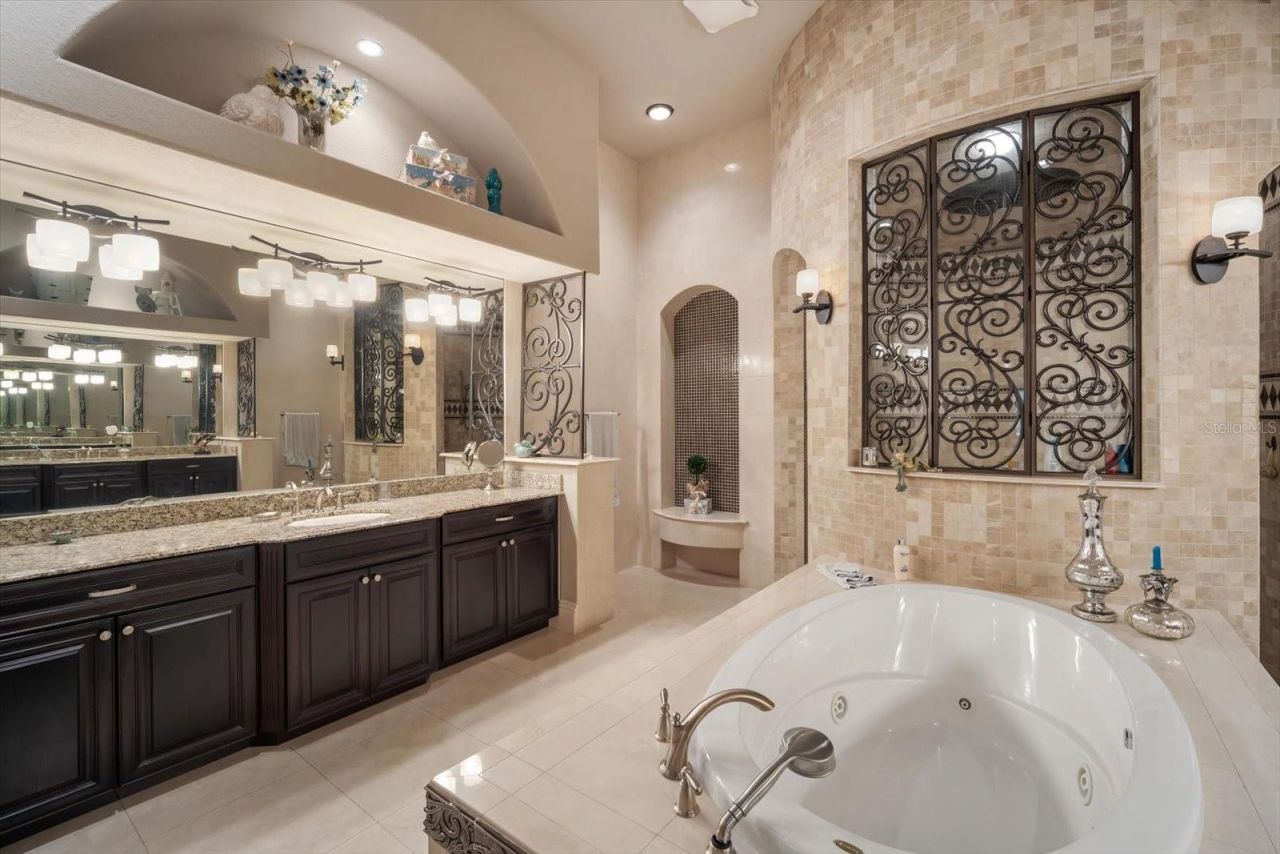 16220 Ternglade Drive, Lithia, FL 33547 Photo