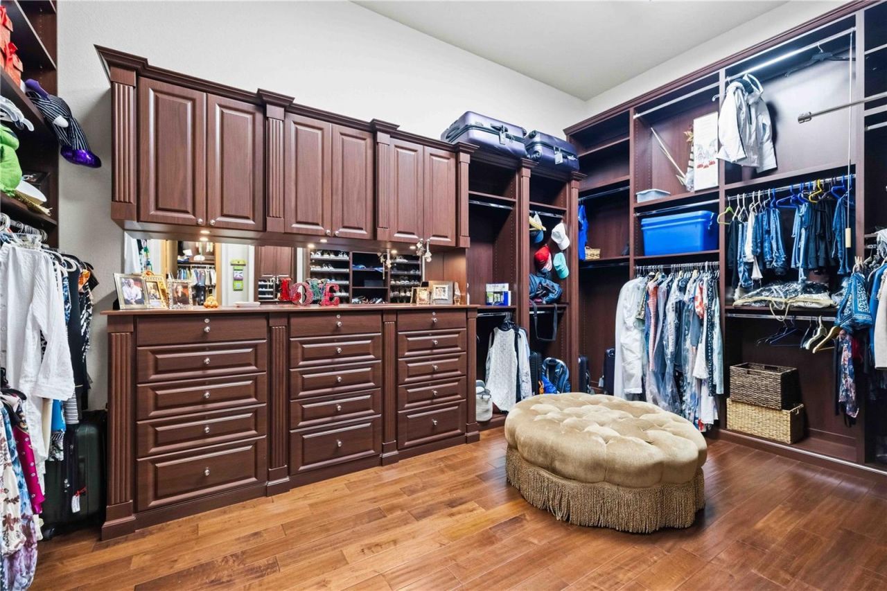 16220 Ternglade Drive, Lithia, FL 33547 Photo