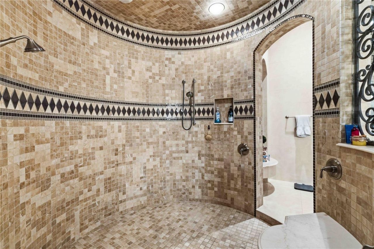 16220 Ternglade Drive, Lithia, FL 33547 Photo