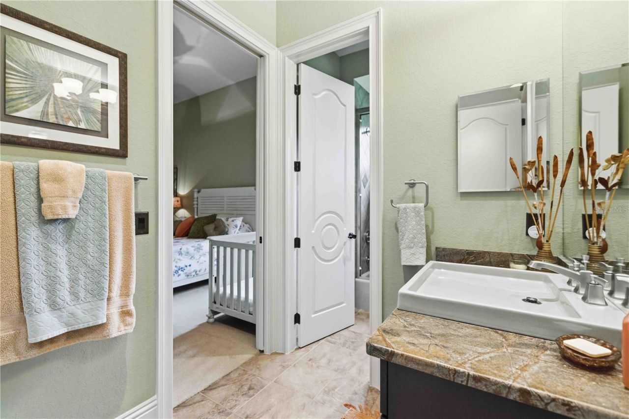 16220 Ternglade Drive, Lithia, FL 33547 Photo