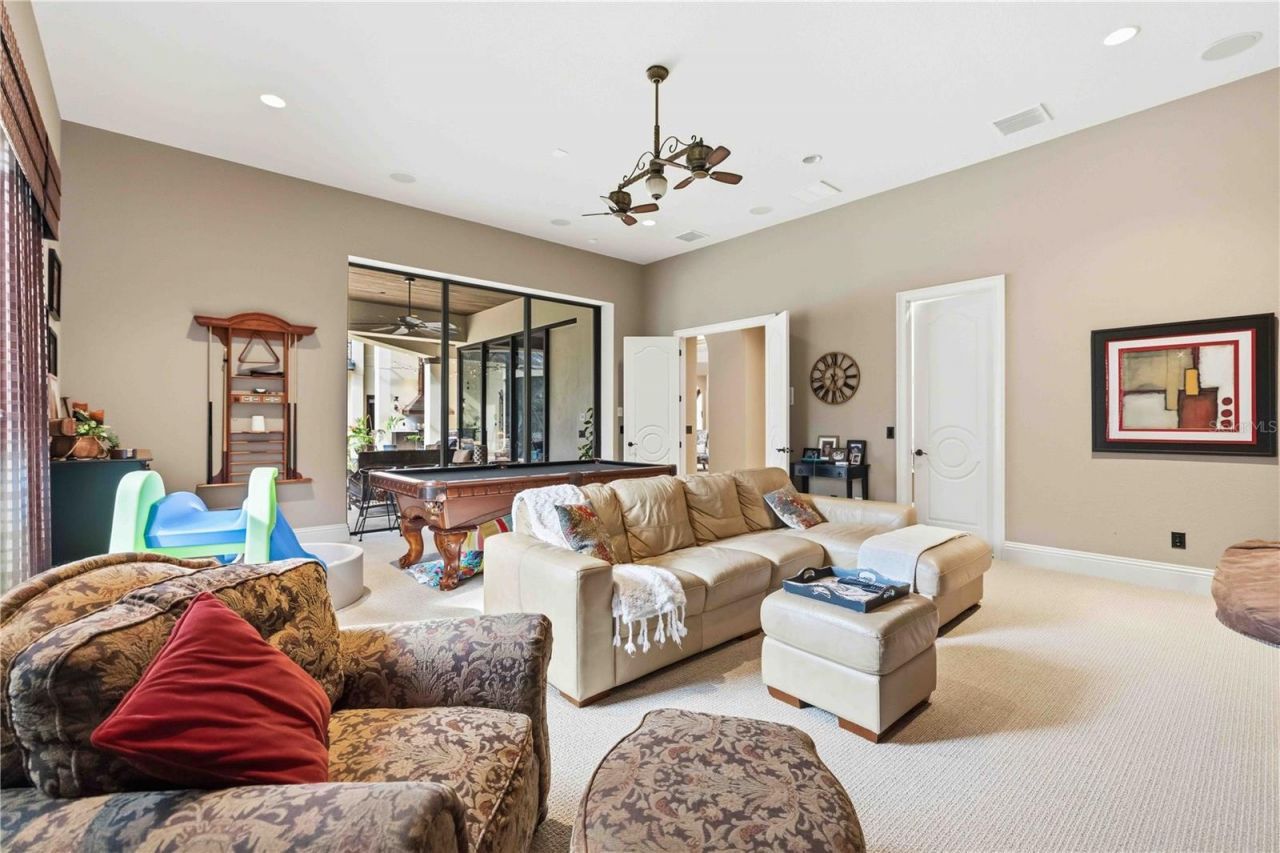 16220 Ternglade Drive, Lithia, FL 33547 Photo