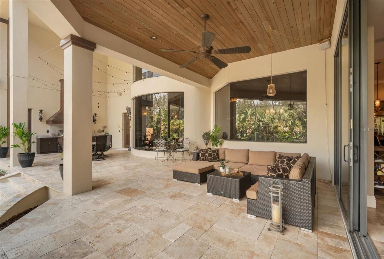 16220 Ternglade Drive, Lithia, FL 33547 Photo