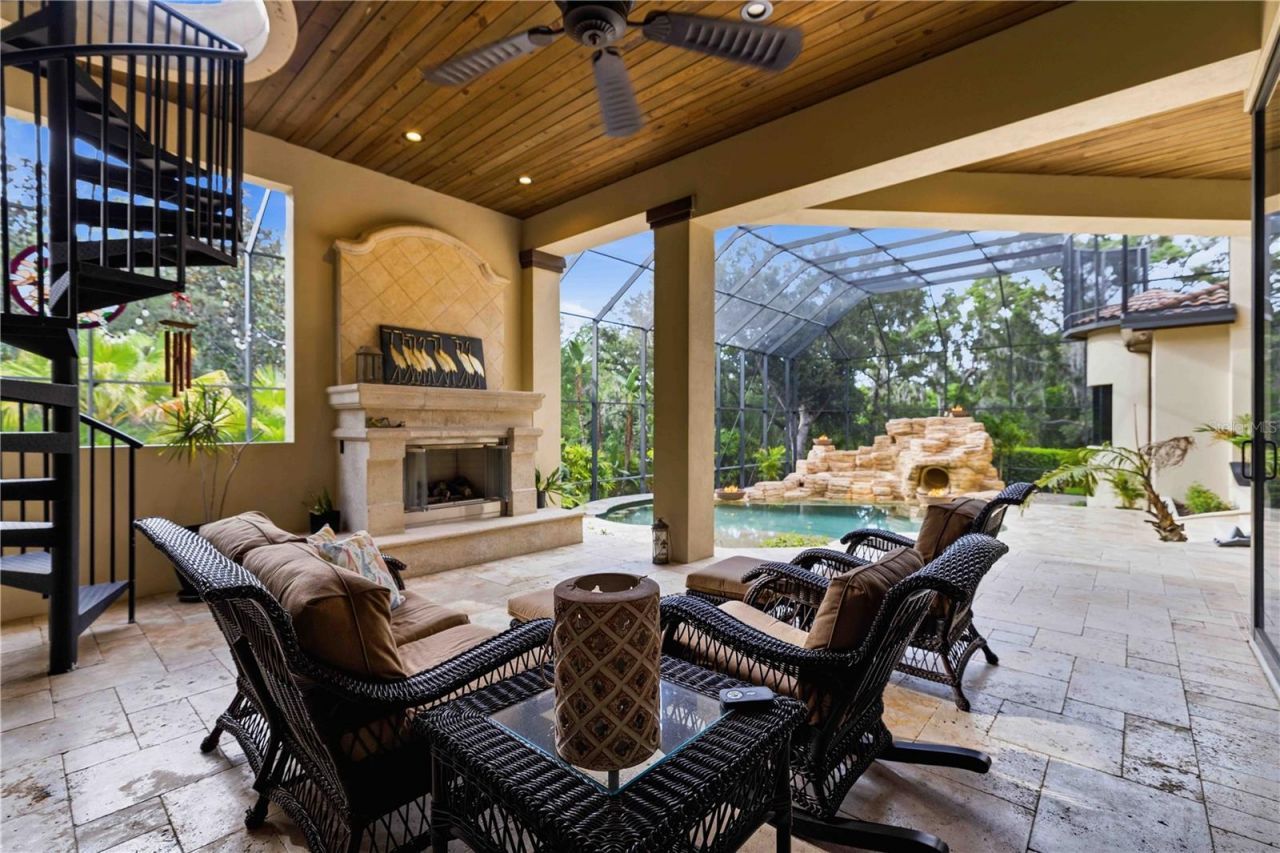 16220 Ternglade Drive, Lithia, FL 33547 Photo