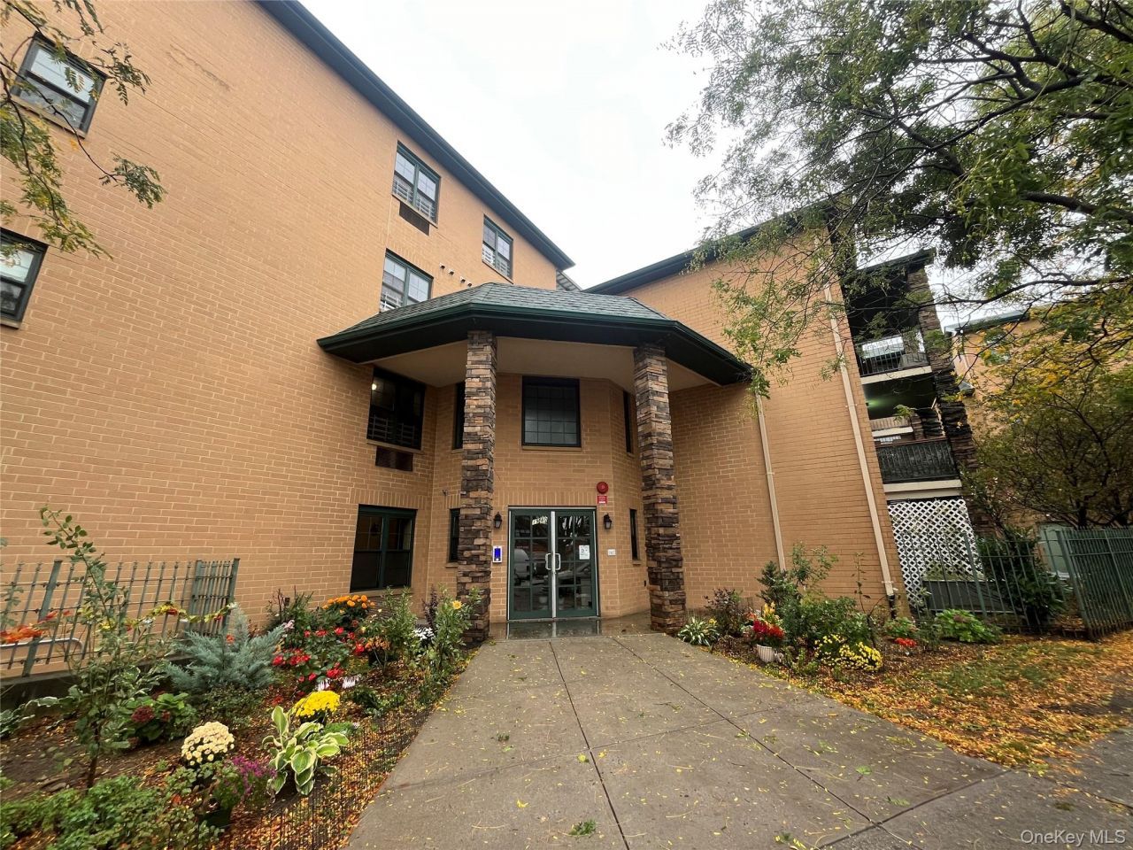 1980 Starr Street, Unit 3F, Ridgewood, NY 11385 Main Photo