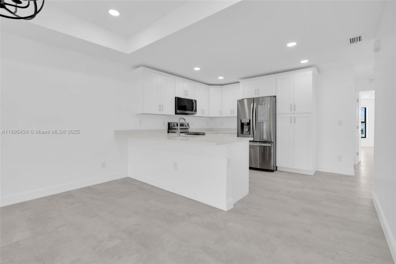 2508 Park Rd, Lehigh Acres, FL 33971 Photo