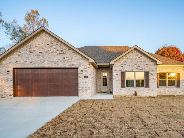 13 Hummingbird Drive, Vilonia, AR 72173