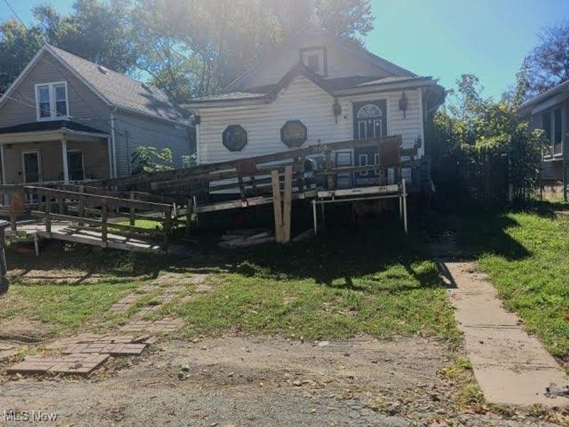 1178 Welsh Avenue, Akron, OH 44314 Photo 1