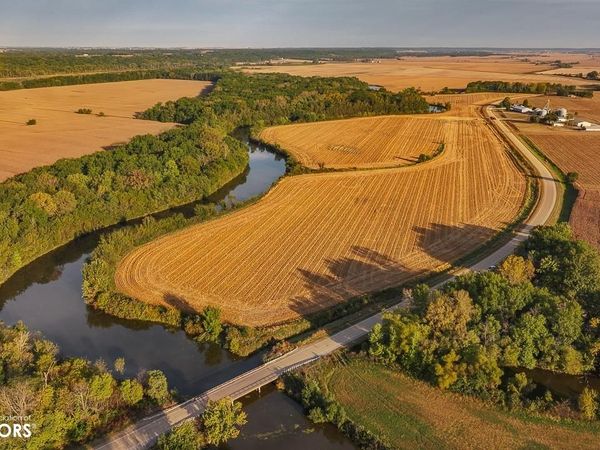 0000 County Rd X61, Muscatine, IA 52761