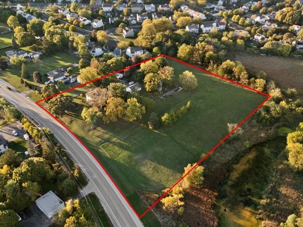 116 E Monaville Road, Lake Villa, IL 60046